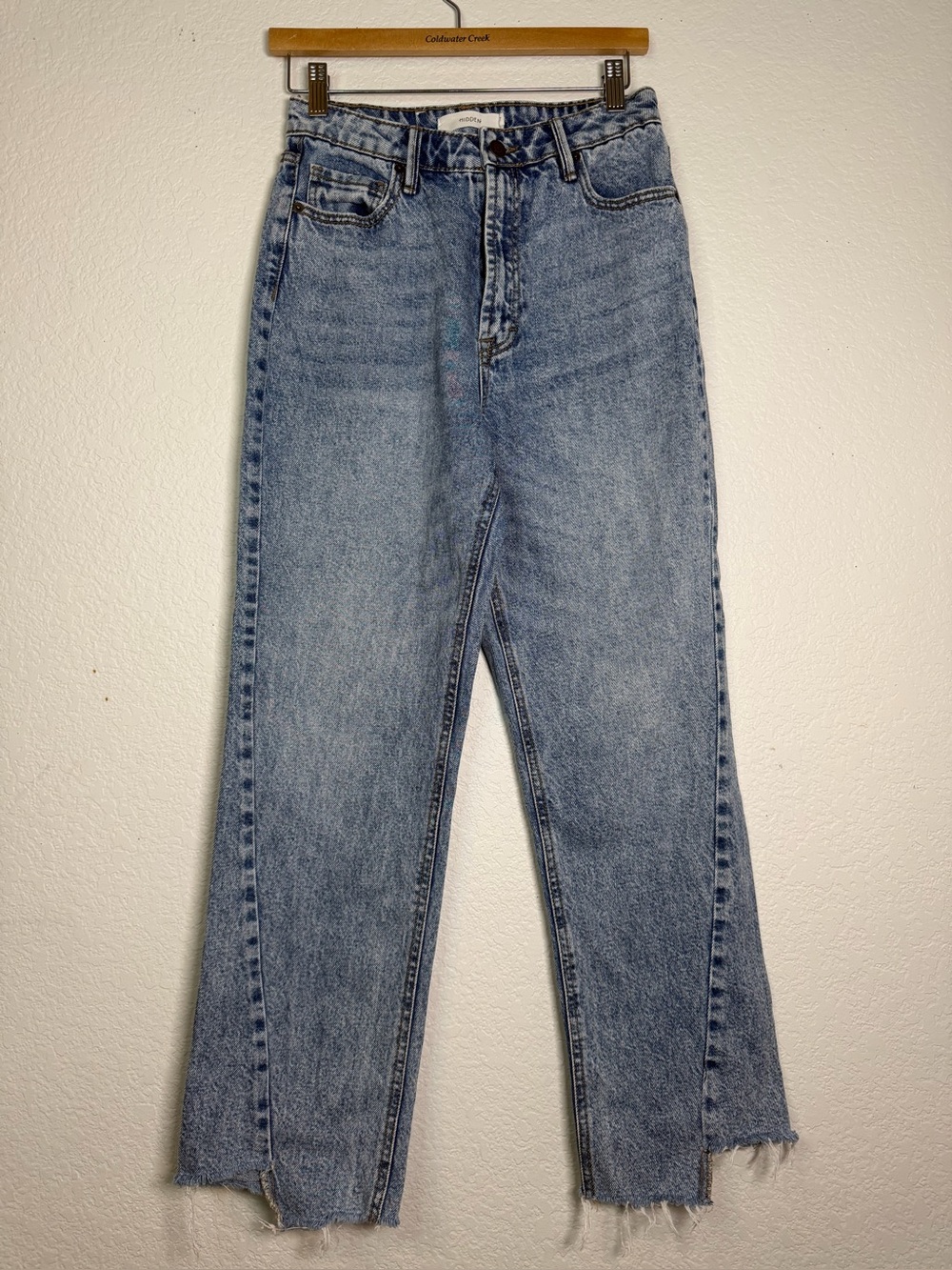Hidden High-Waist Vintage Light Blue Raw Hem Women’s Jeans, Size 27